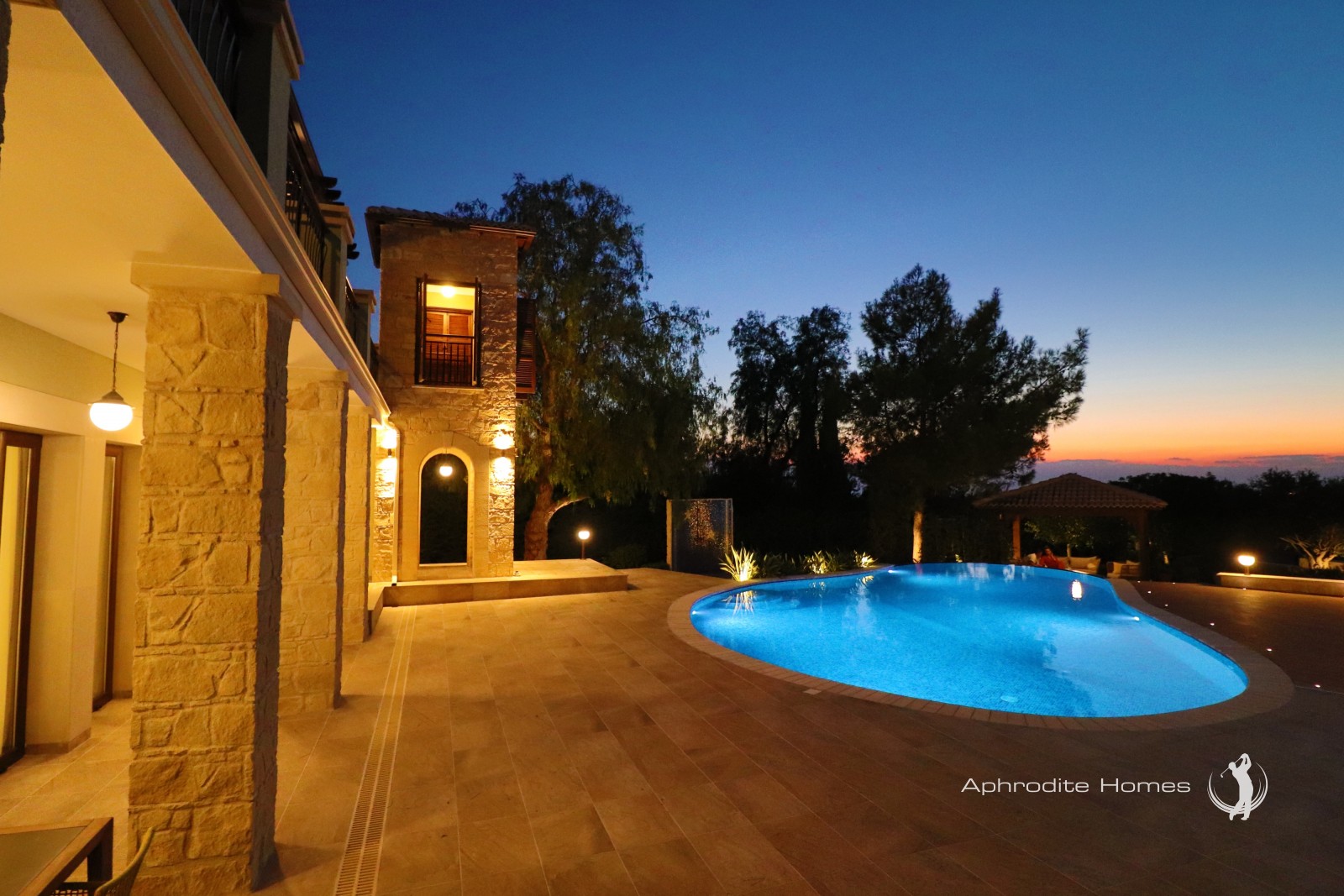 Villa For Sale  in  Aphrodite Hills