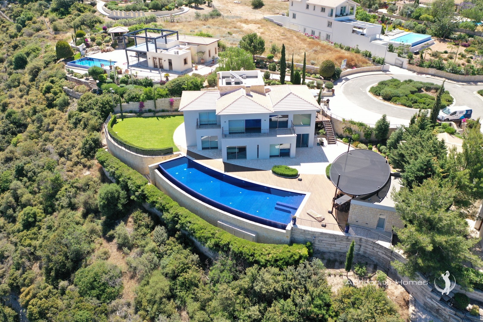 Villa For Sale  in  Aphrodite Hills
