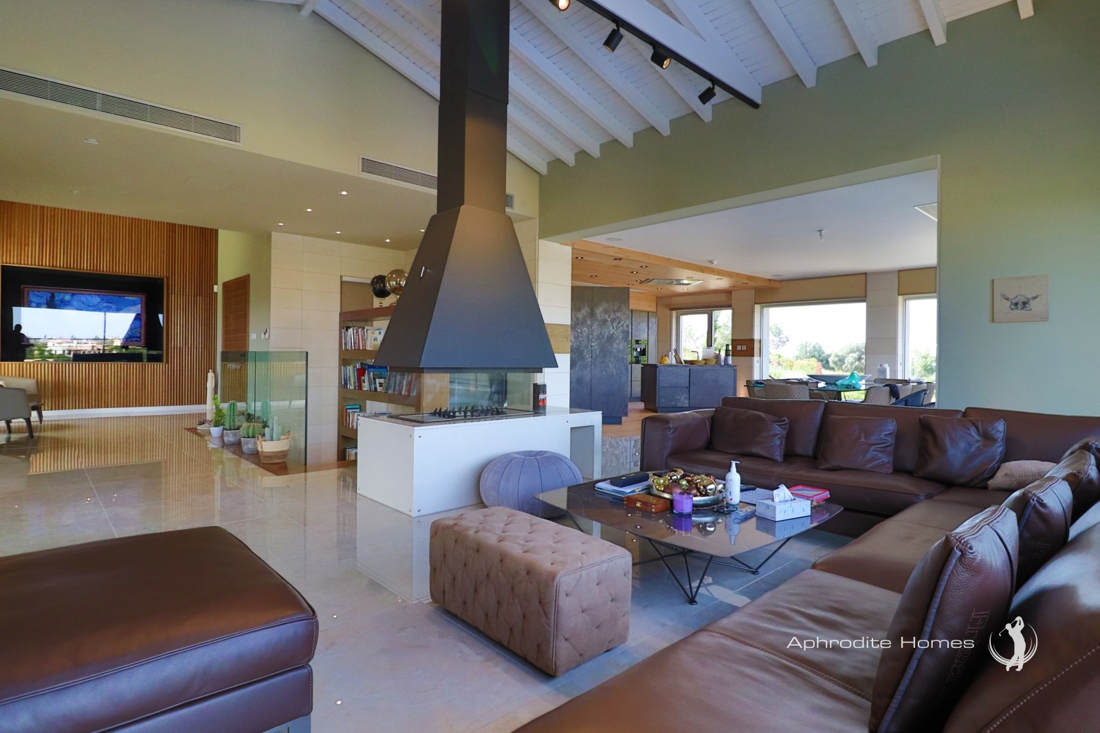 Villa For Sale  in  Aphrodite Hills