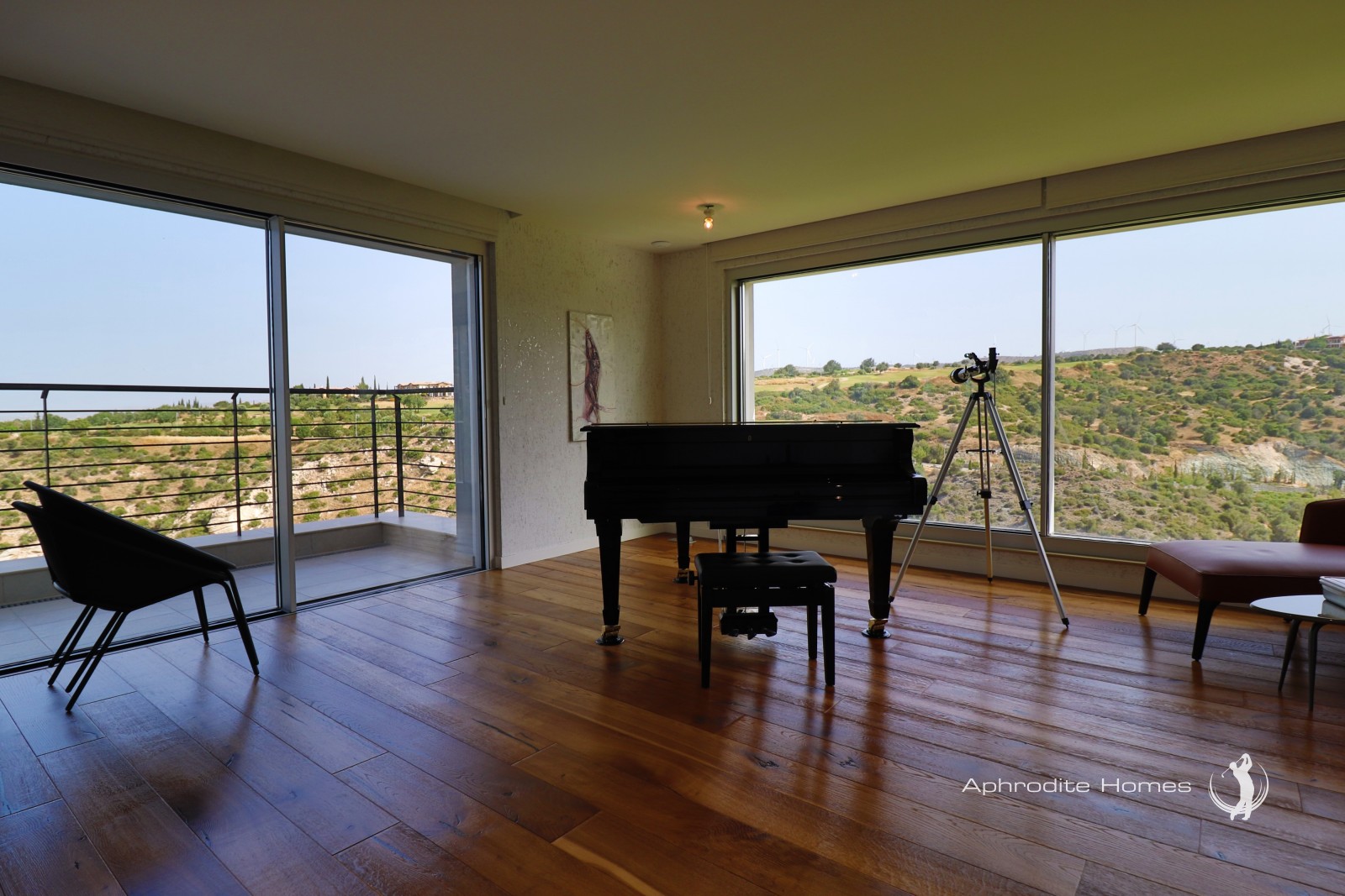 Villa For Sale  in  Aphrodite Hills