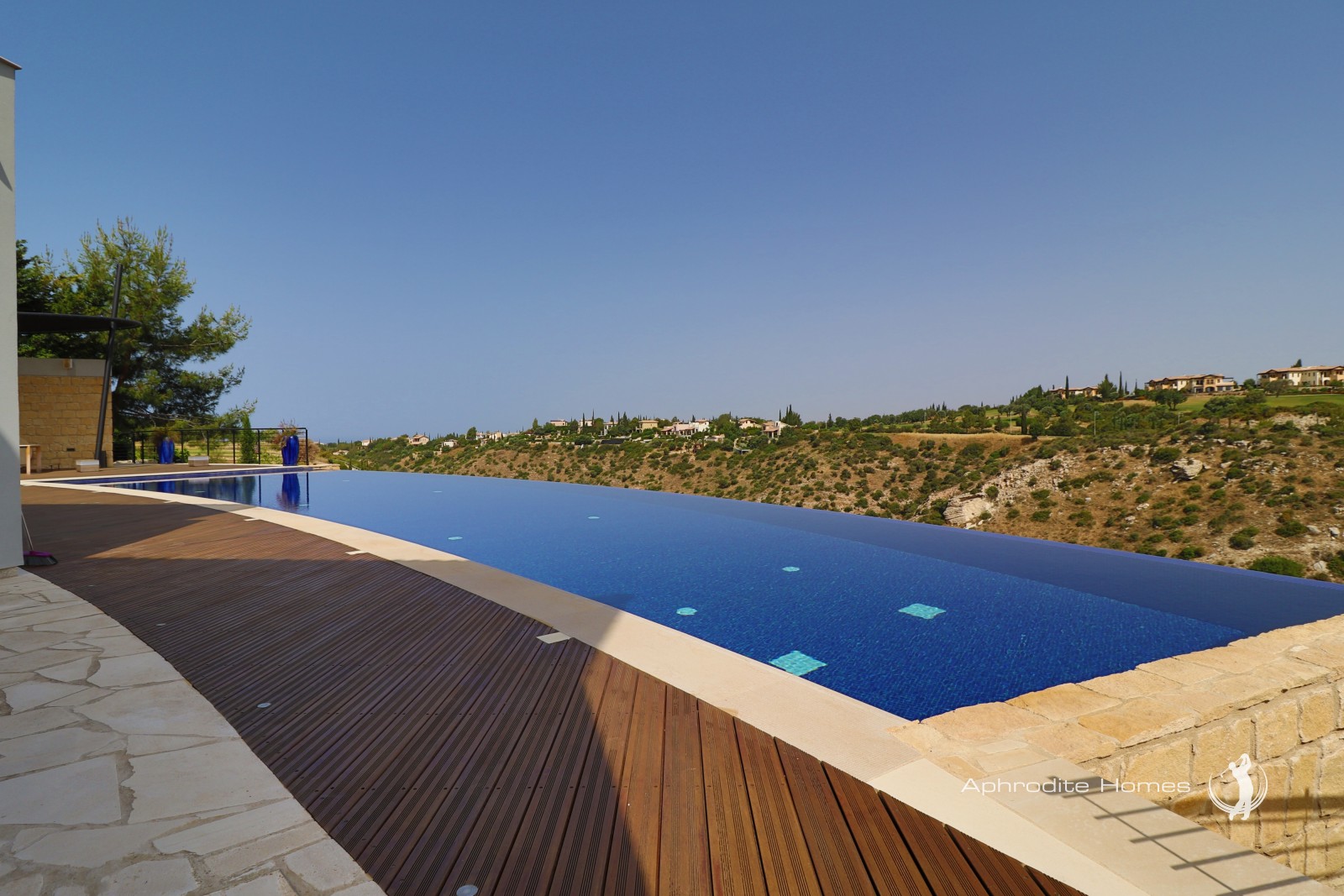 Villa For Sale  in  Aphrodite Hills