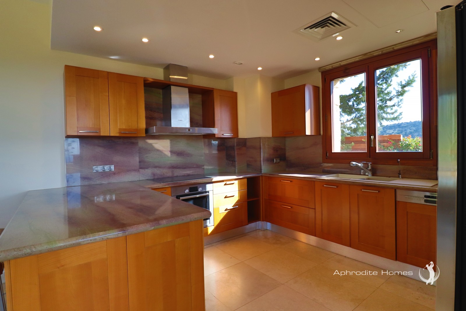 Villa For Sale  in  Aphrodite Hills