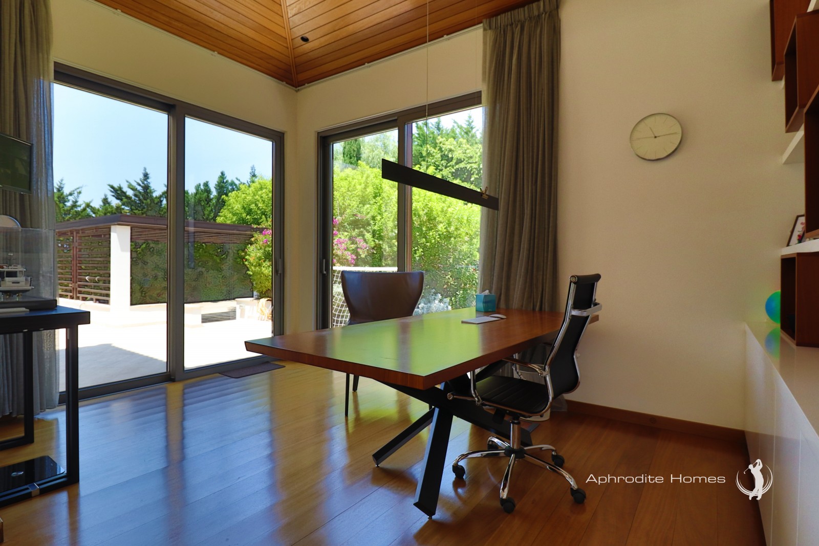 Villa For Sale  in  Aphrodite Hills