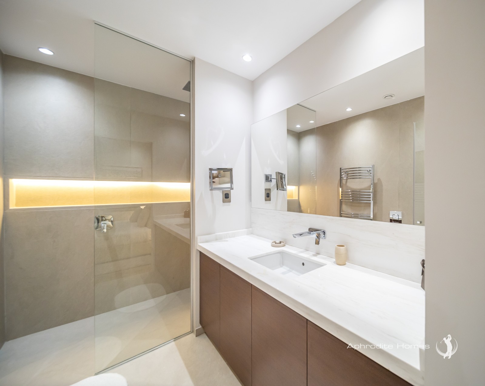 Villa For Sale  in  Aphrodite Hills