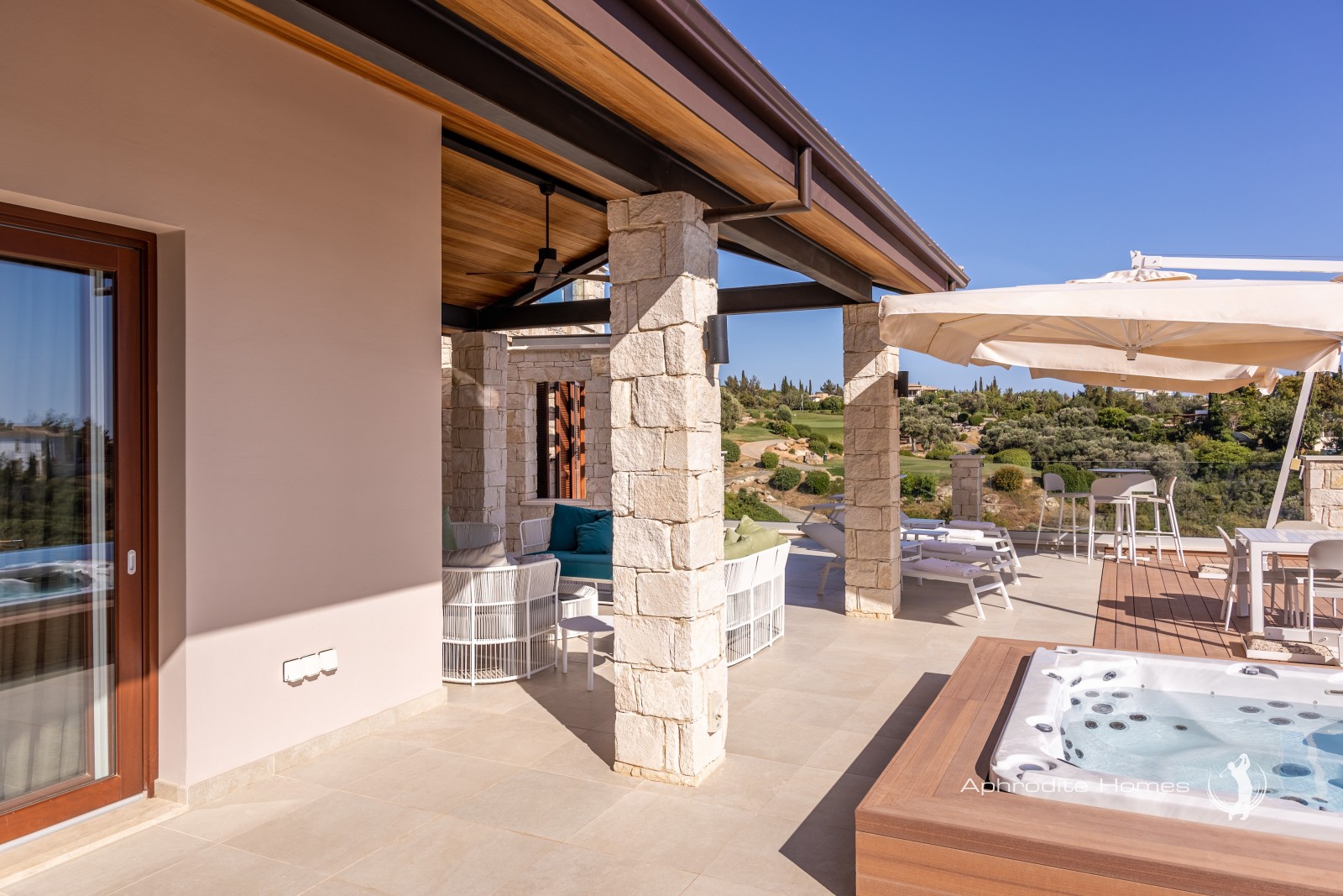 Villa For Sale  in  Aphrodite Hills