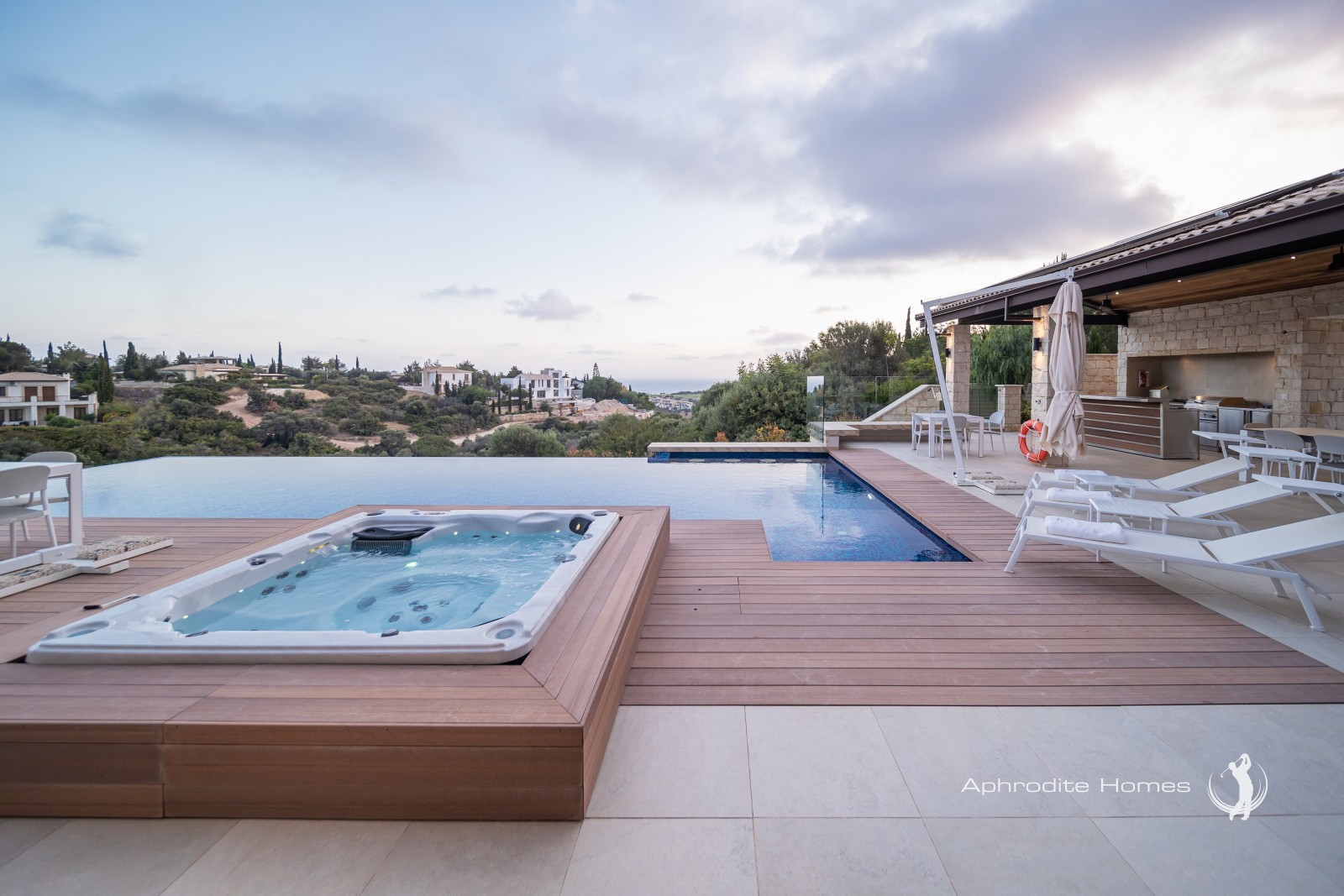 Villa For Sale  in  Aphrodite Hills