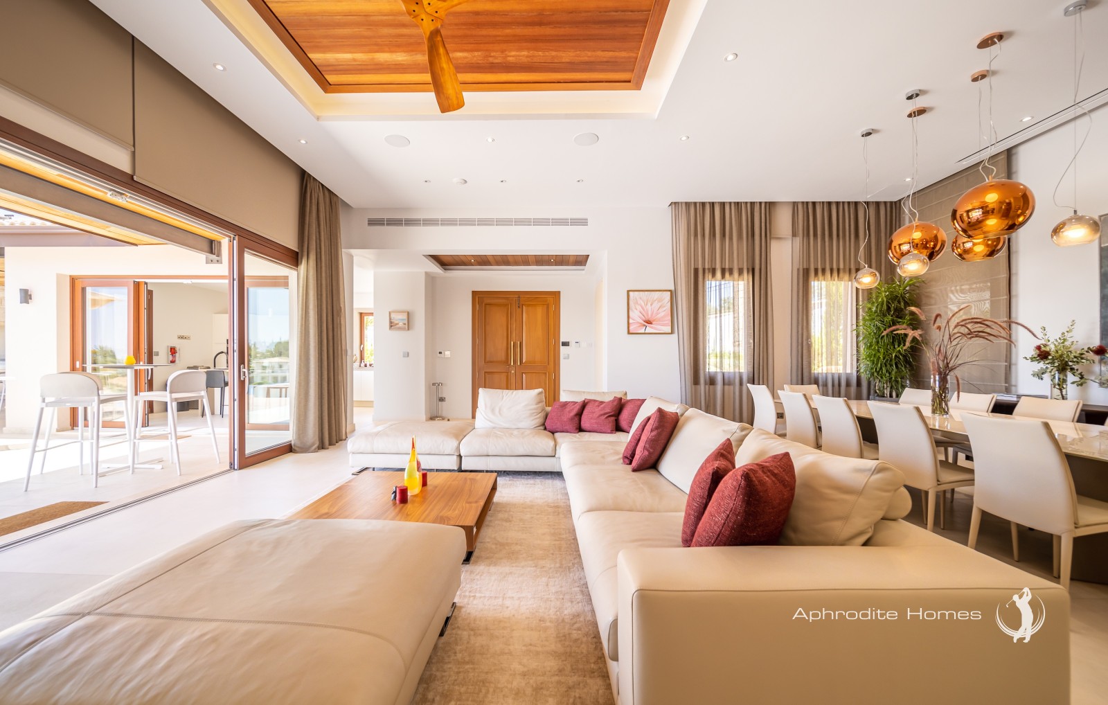 Villa For Sale  in  Aphrodite Hills