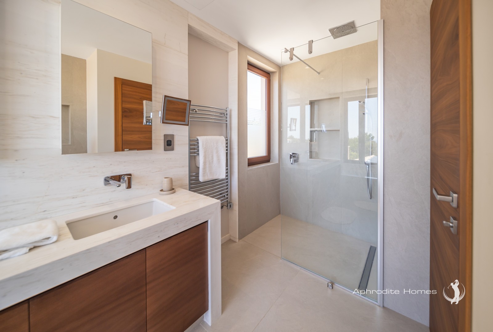 Villa For Sale  in  Aphrodite Hills