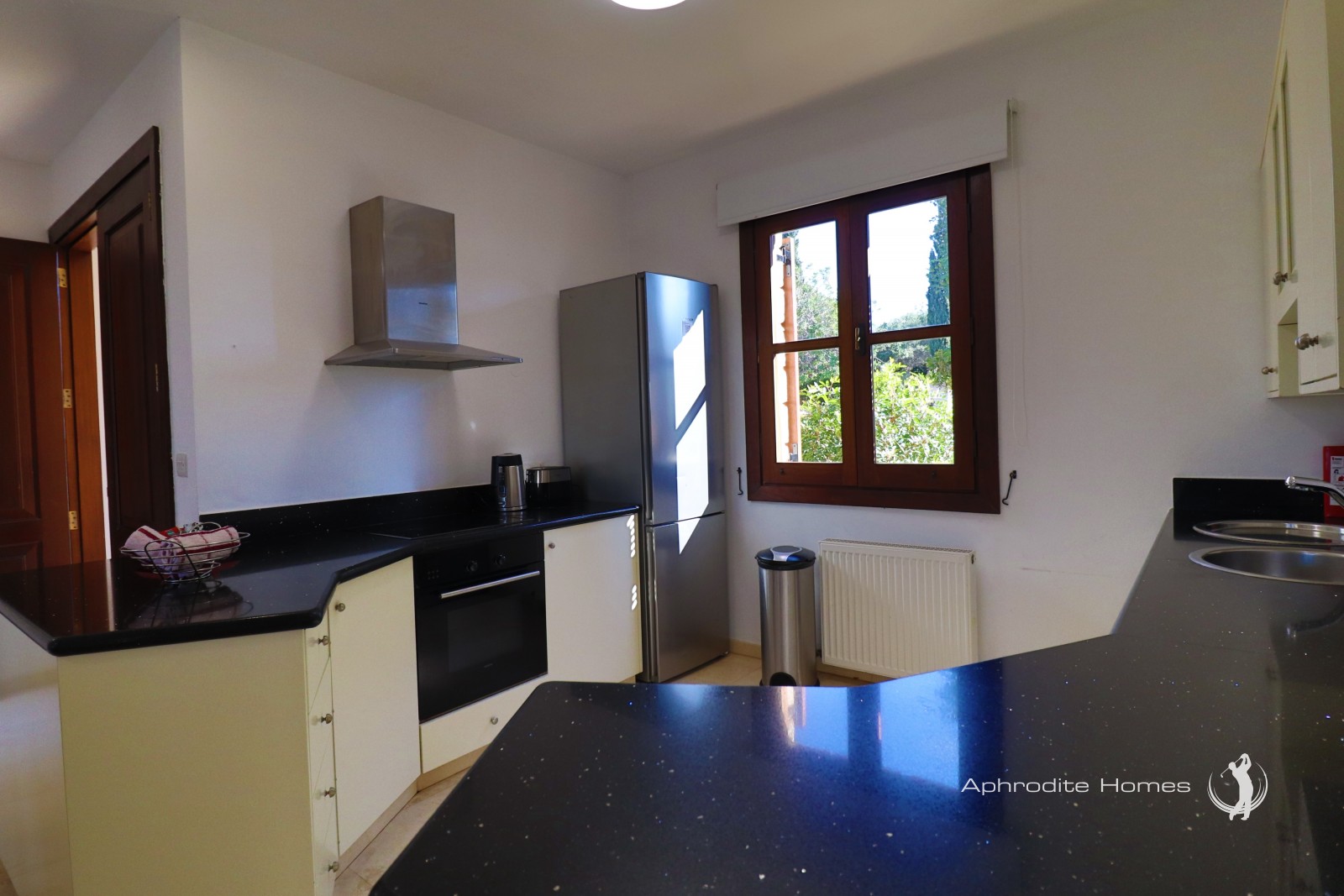 Villa For Sale  in  Aphrodite Hills