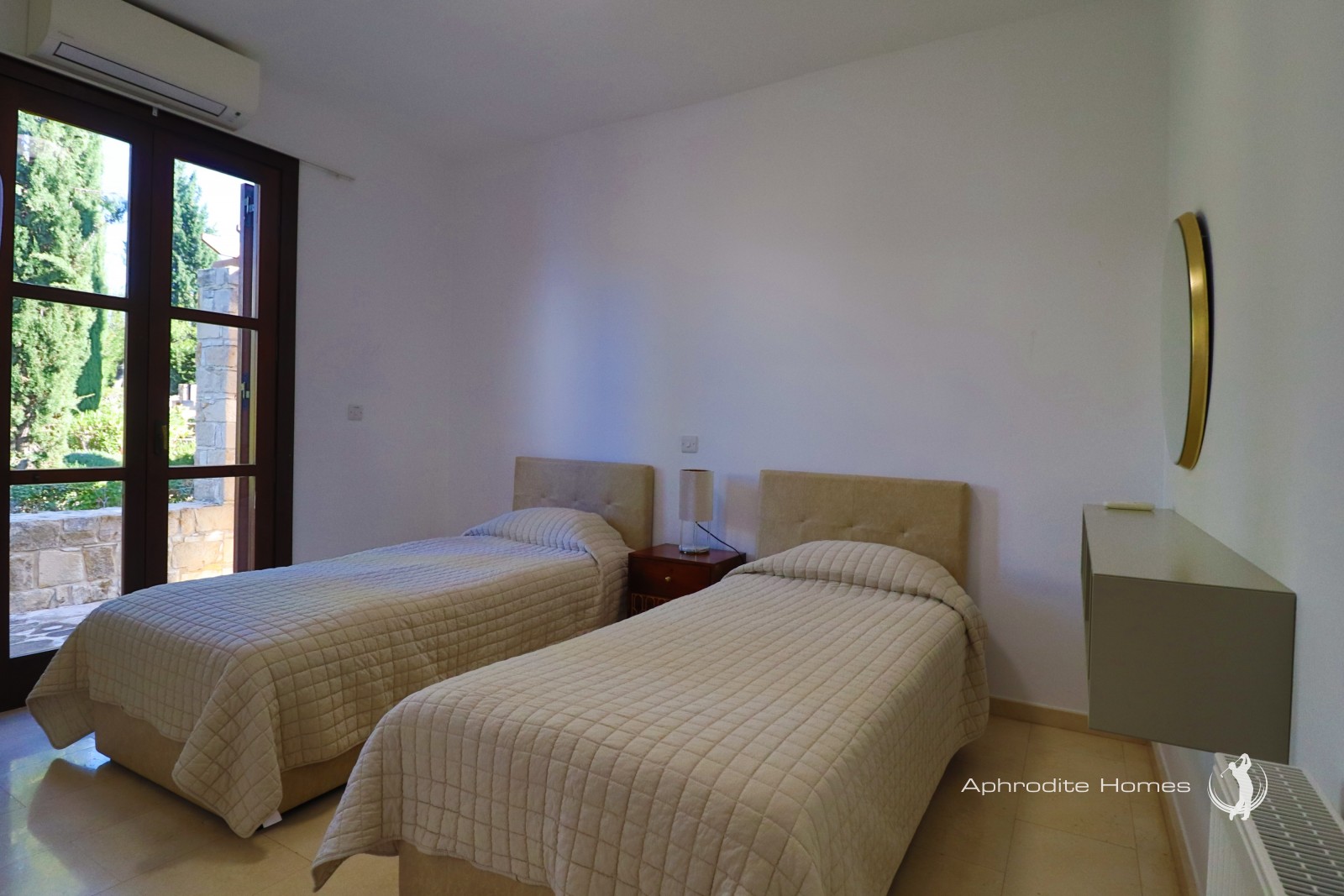 Villa For Sale  in  Aphrodite Hills