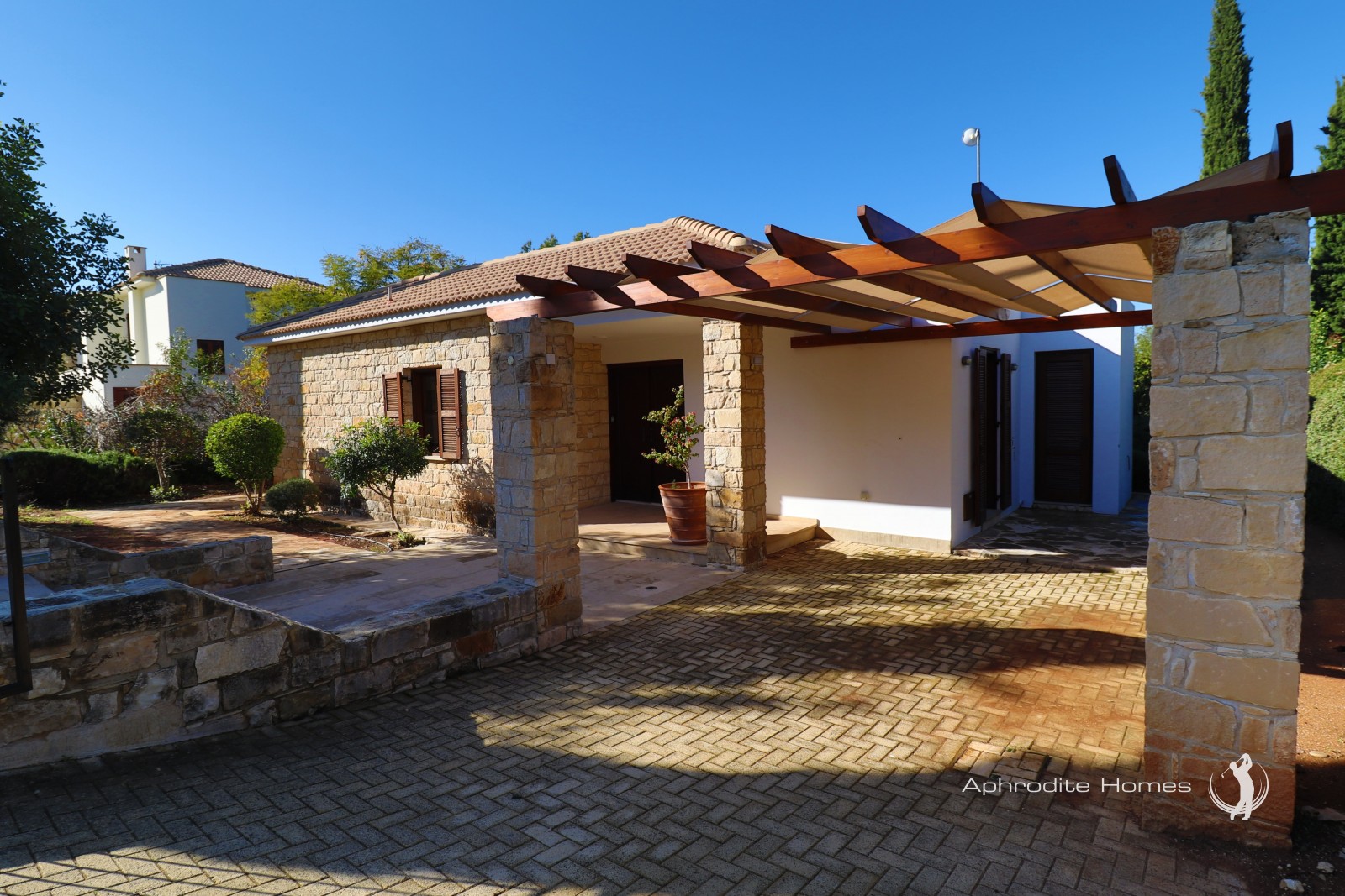 Villa For Sale  in  Aphrodite Hills