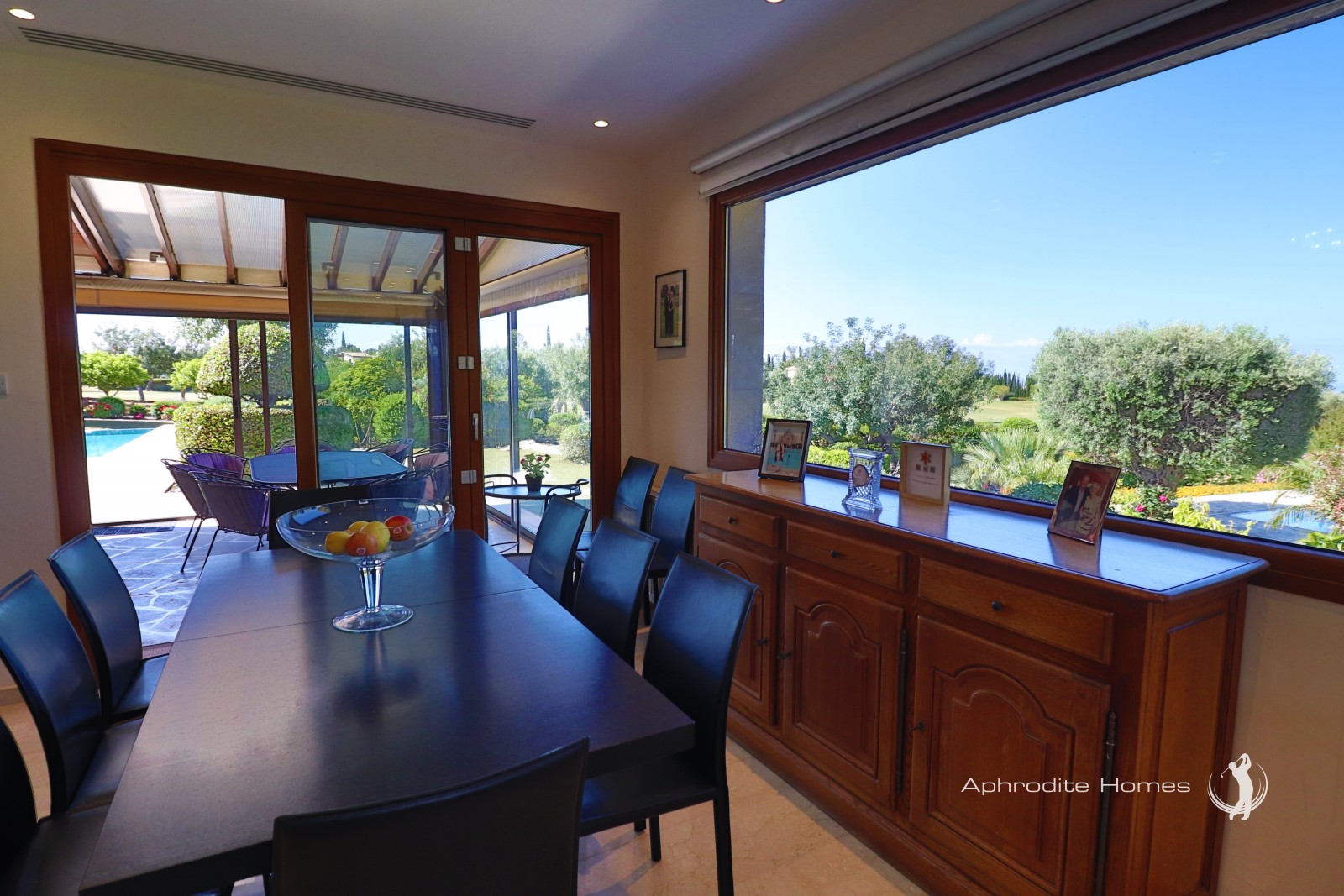 Villa For Sale  in  Aphrodite Hills