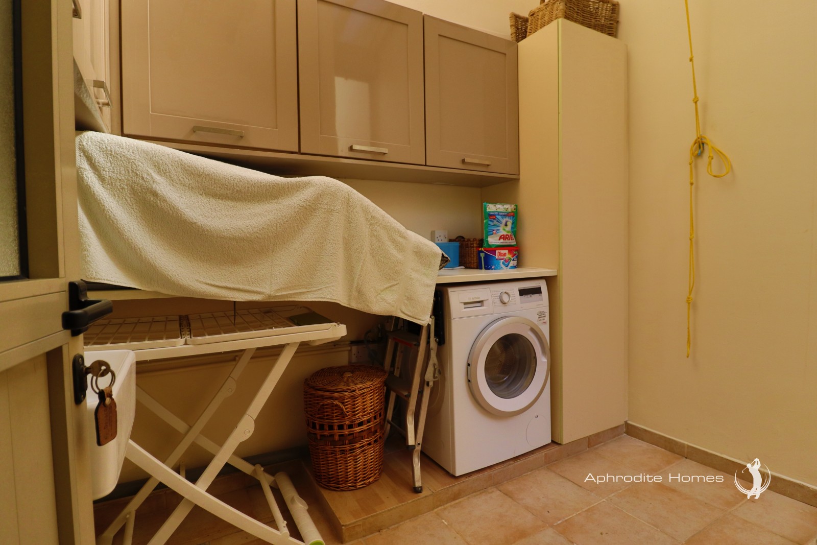 Villa For Sale  in  Aphrodite Hills