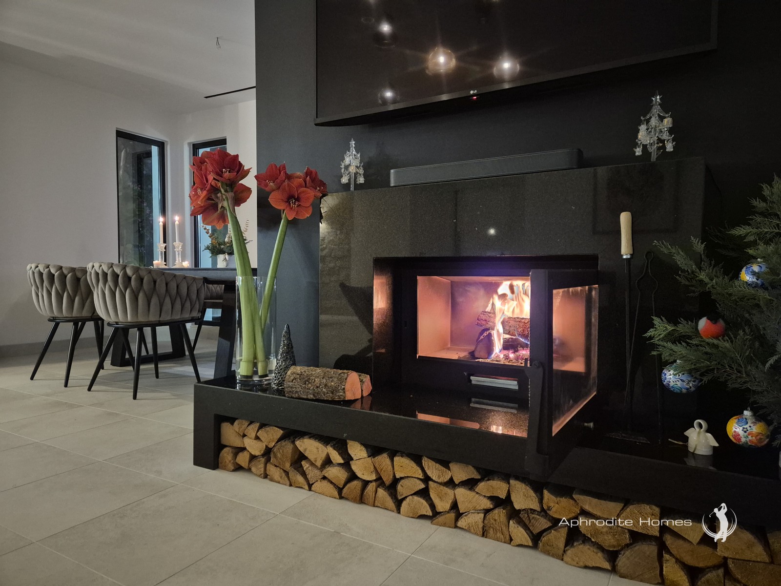 Villa For Sale  in  Aphrodite Hills