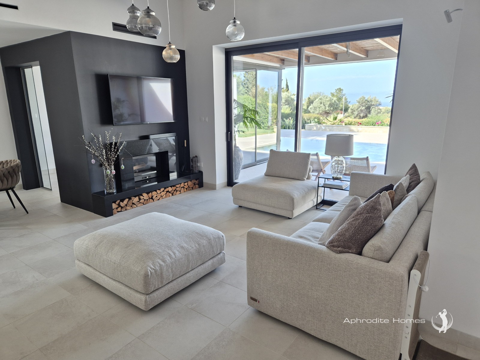 Villa For Sale  in  Aphrodite Hills