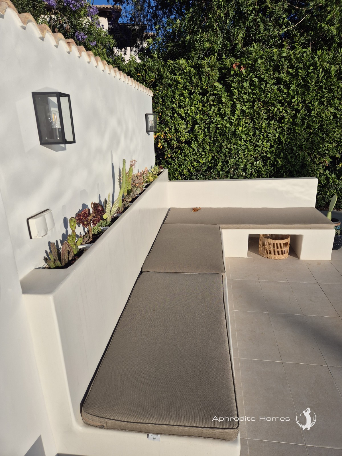 Villa For Sale  in  Aphrodite Hills